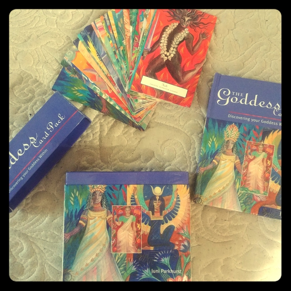 The EXCLUSIVE Goddess Card Pack